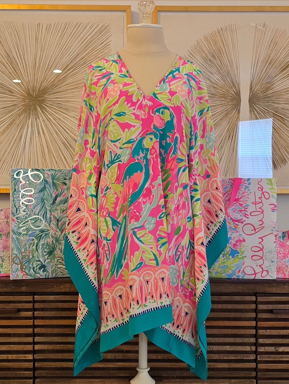 🦄 S/M LILLY PULITER Atlin Silk Caftan Dress - Tiki Pink Bird of Paradise Parrot